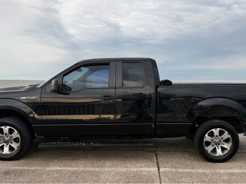 Used 2012 Ford F150 XLT w/ XLT Custom Pkg image 8