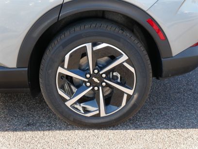 New 2026 Chevrolet Equinox EV LT