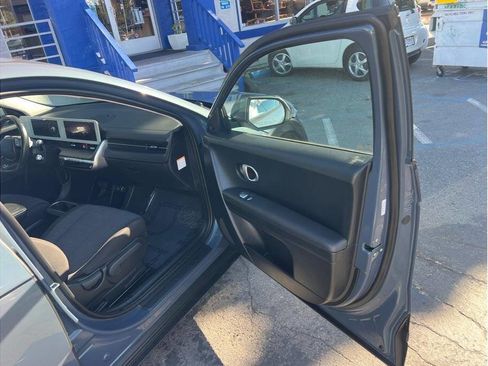 Used 2022 Hyundai Ioniq 5 SE w/ Cargo Package RWD image 10