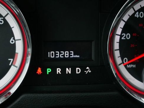 Used 2012 Dodge Grand Caravan SXT image 28