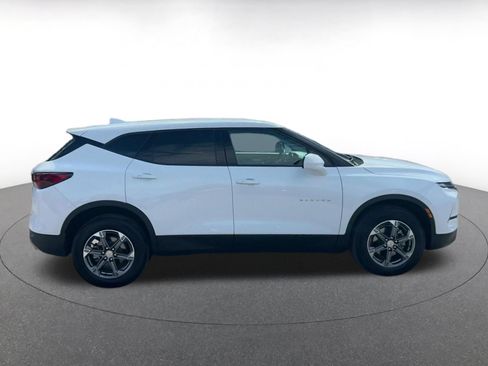 Used 2026 Chevrolet Blazer LT AWD/4WD image 15