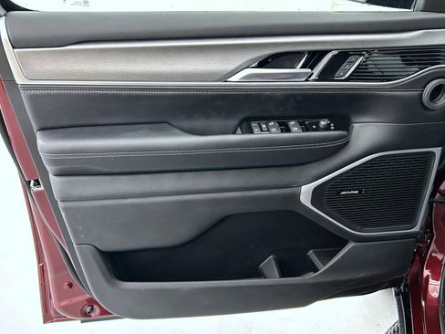 New 2026 Jeep Grand Wagoneer Limited image 9