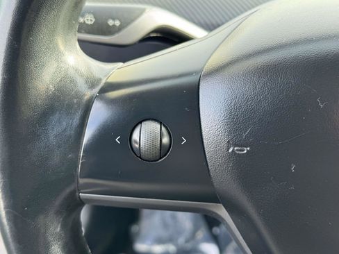 Used 2018 Tesla Model 3 Long Range image 18