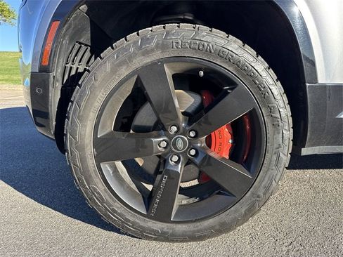 Used 2020 Land Rover Defender 110 X image 26