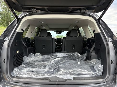 New 2026 Subaru Ascent Limited AWD/4WD image 12