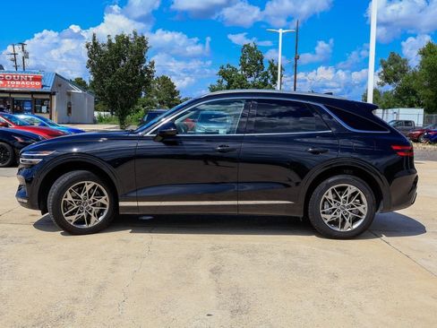 Used 2025 Genesis GV70 2.5T AWD/4WD image 24