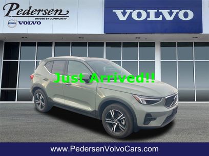 Certified 2025 Volvo XC40 B5 Core