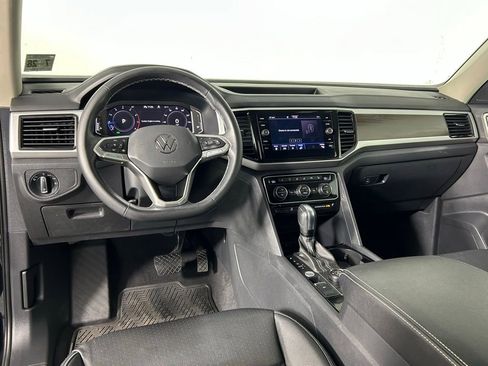 Used 2023 Volkswagen Atlas SE w/ Panoramic Sunroof Package AWD/4WD image 19