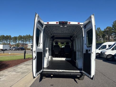 Used 2023 RAM ProMaster 2500 image 15