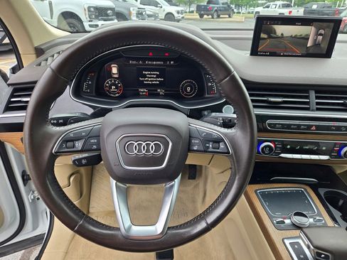 Used 2017 Audi Q7 3.0T Premium Plus w/ Premium Plus Package image 34