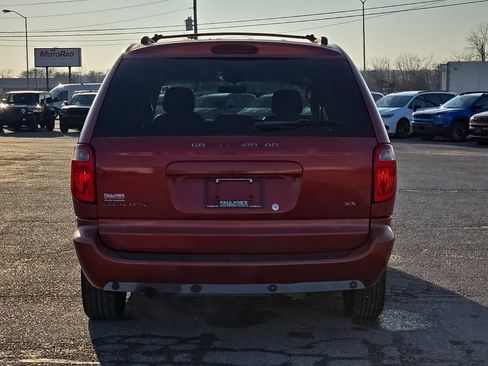 Used 2005 Dodge Grand Caravan SXT w/ Leather Interior Group image 6