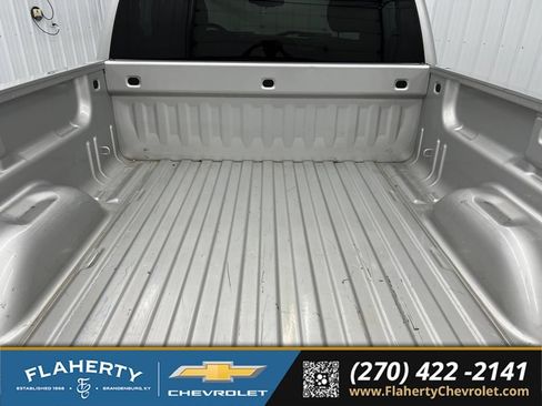 Used 2010 Chevrolet Silverado 1500 LT AWD/4WD image 17