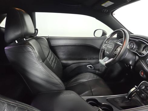 Used 2016 Dodge Challenger SRT w/ Technology Group RWD image 24