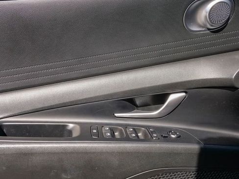 Certified 2023 Hyundai Elantra Blue FWD image 24