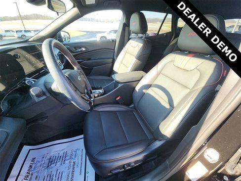 New 2025 Chevrolet Trax RS w/ Driver Confidence Package image 11