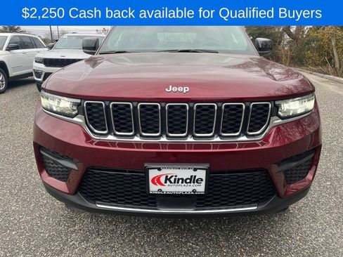New 2025 Jeep Grand Cherokee Laredo X w/ Luxury Tech Group I AWD/4WD image 2