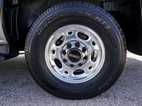 Used 2005 GMC Yukon XL 2500 SLT w/ SLT Preferred Equipment Group image 61