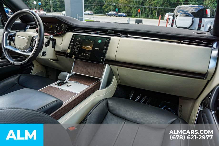 Used 2024 Land Rover Range Rover SE AWD/4WD image 23