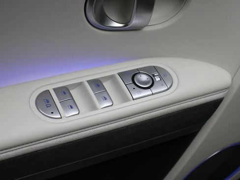 Used 2023 Hyundai Ioniq 5 SEL image 33