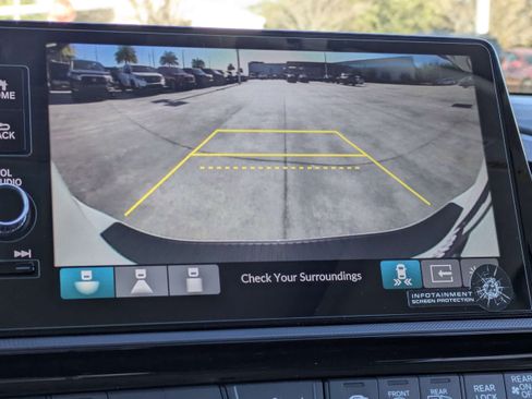 New 2026 Honda Odyssey Touring image 24