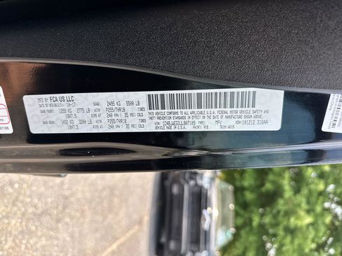 Used 2018 Jeep Wrangler Unlimited Sahara AWD/4WD image 29