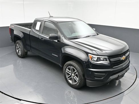 Used 2019 Chevrolet Colorado W/T w/ Custom Special Edition AWD/4WD image 22