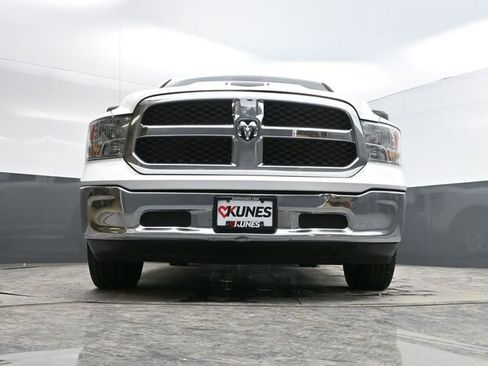 Used 2019 RAM 1500 Classic SLT image 44