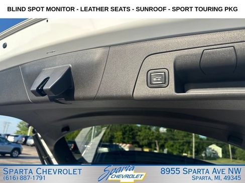 Used 2021 Buick Envision Essence w/ Sport Touring Package AWD/4WD image 31