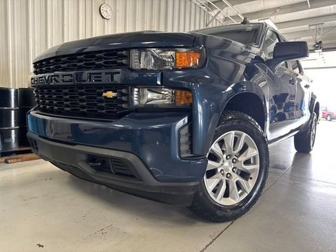 Used 2021 Chevrolet Silverado 1500 Custom AWD/4WD image 33