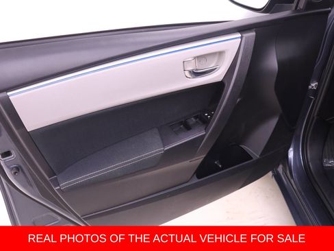 Used 2015 Toyota Corolla LE FWD image 9