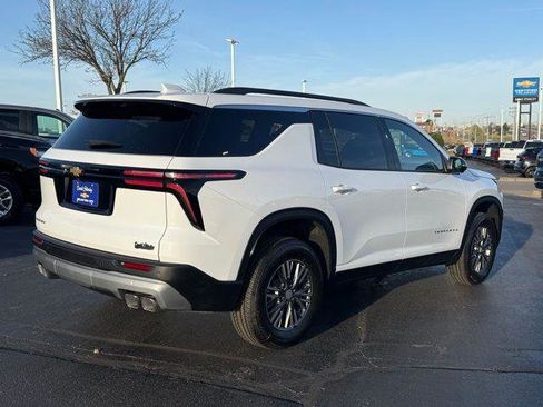 New 2026 Chevrolet Traverse LT w/ Driver Confidence Package FWD image 13