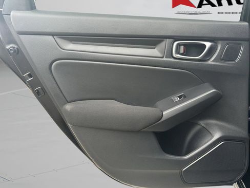 Used 2022 Honda Civic Sport image 28