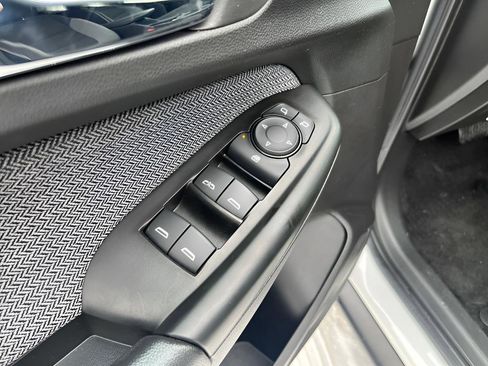 Used 2023 Chevrolet TrailBlazer LT w/ Convenience Package image 19