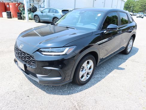 Used 2024 Honda HR-V LX image 9