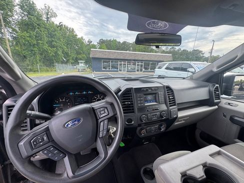 Used 2016 Ford F150 XL w/ Equipment Group 101A Mid RWD image 13