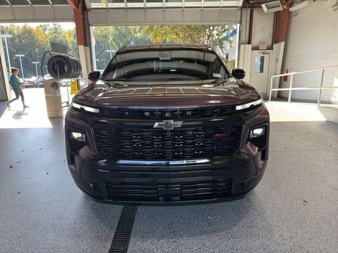 New 2026 Chevrolet Traverse RS w/ LPO, Floor Liner Package image 2