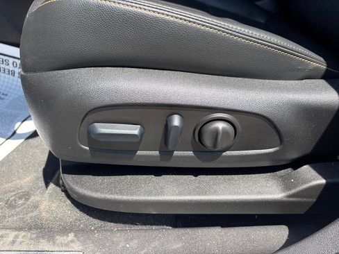 Used 2024 Chevrolet Equinox Premier AWD/4WD image 14