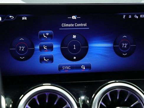 Used 2024 Mercedes-Benz GLB 250 image 20