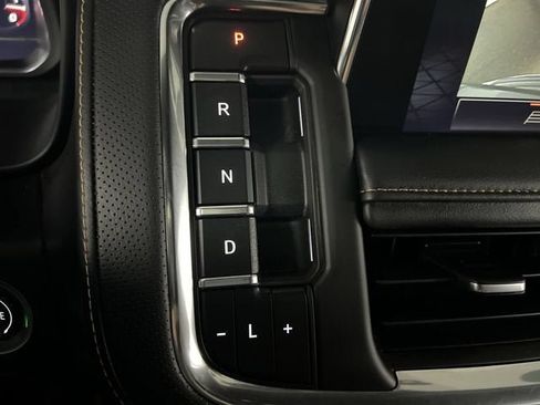 Certified 2023 GMC Yukon XL AT4 AWD/4WD image 16