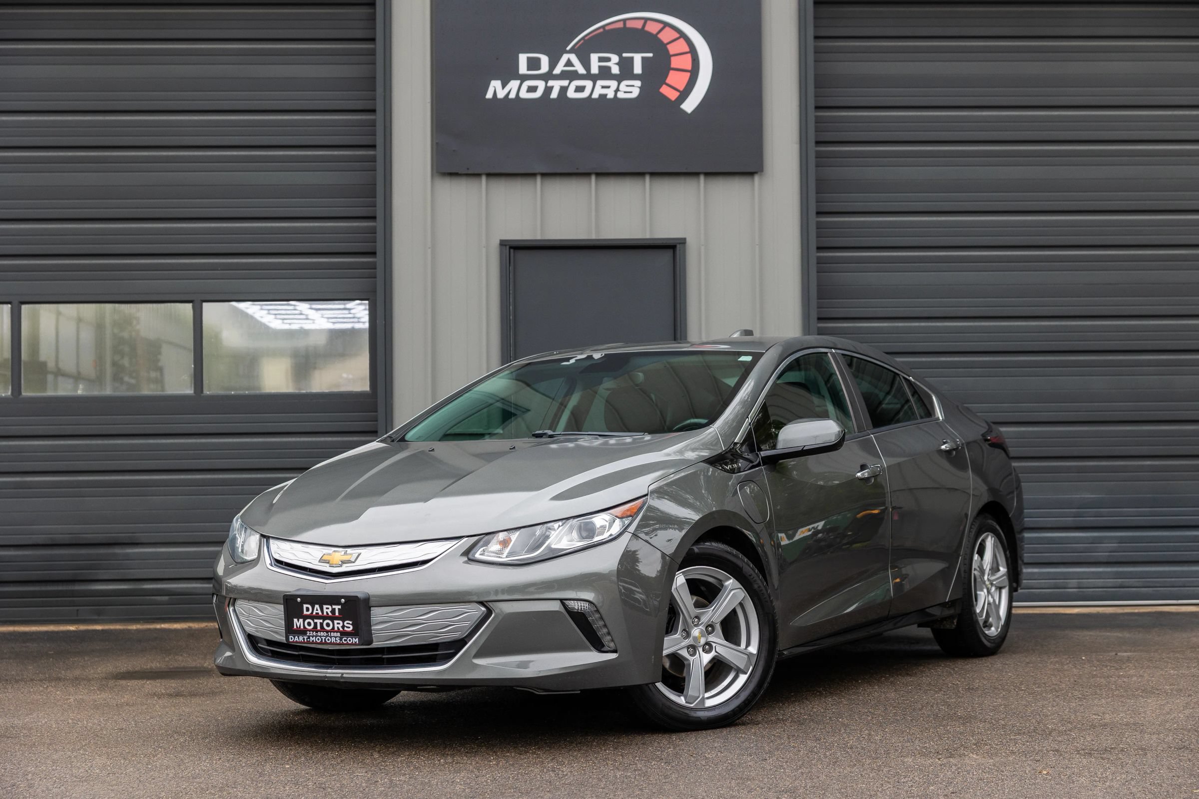 Used 2017 Chevrolet Volt LT FWD image 1