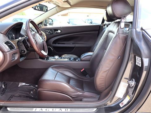 Used 2014 Jaguar XK Coupe RWD image 12