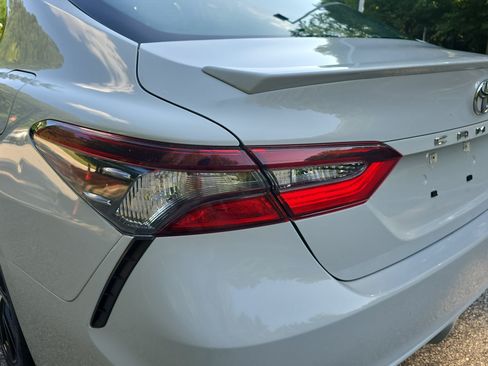 Used 2024 Toyota Camry SE FWD image 33