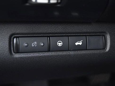 Certified 2023 Nissan Pathfinder SL image 11