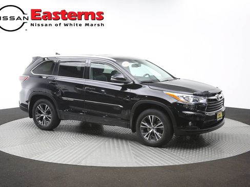 Used 2016 Toyota Highlander XLE AWD/4WD image 45