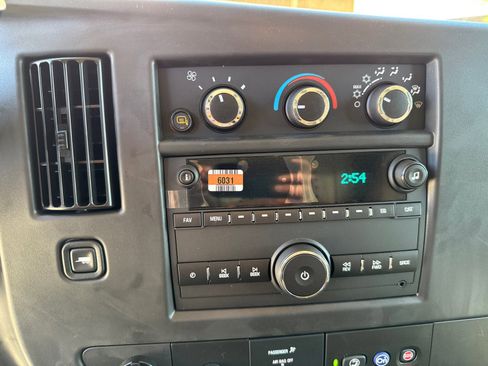 New 2025 GMC Savana 2500 w/ Driver Convenience Package image 34