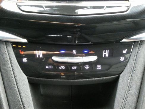 Used 2024 Cadillac XT6 Premium Luxury w/ Platinum Package image 11