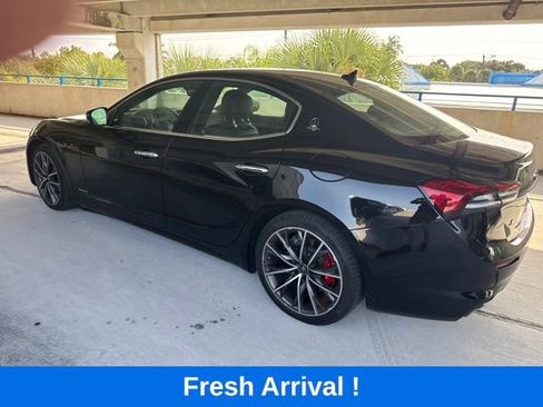 Used 2021 Maserati Ghibli S GranLusso RWD image 17