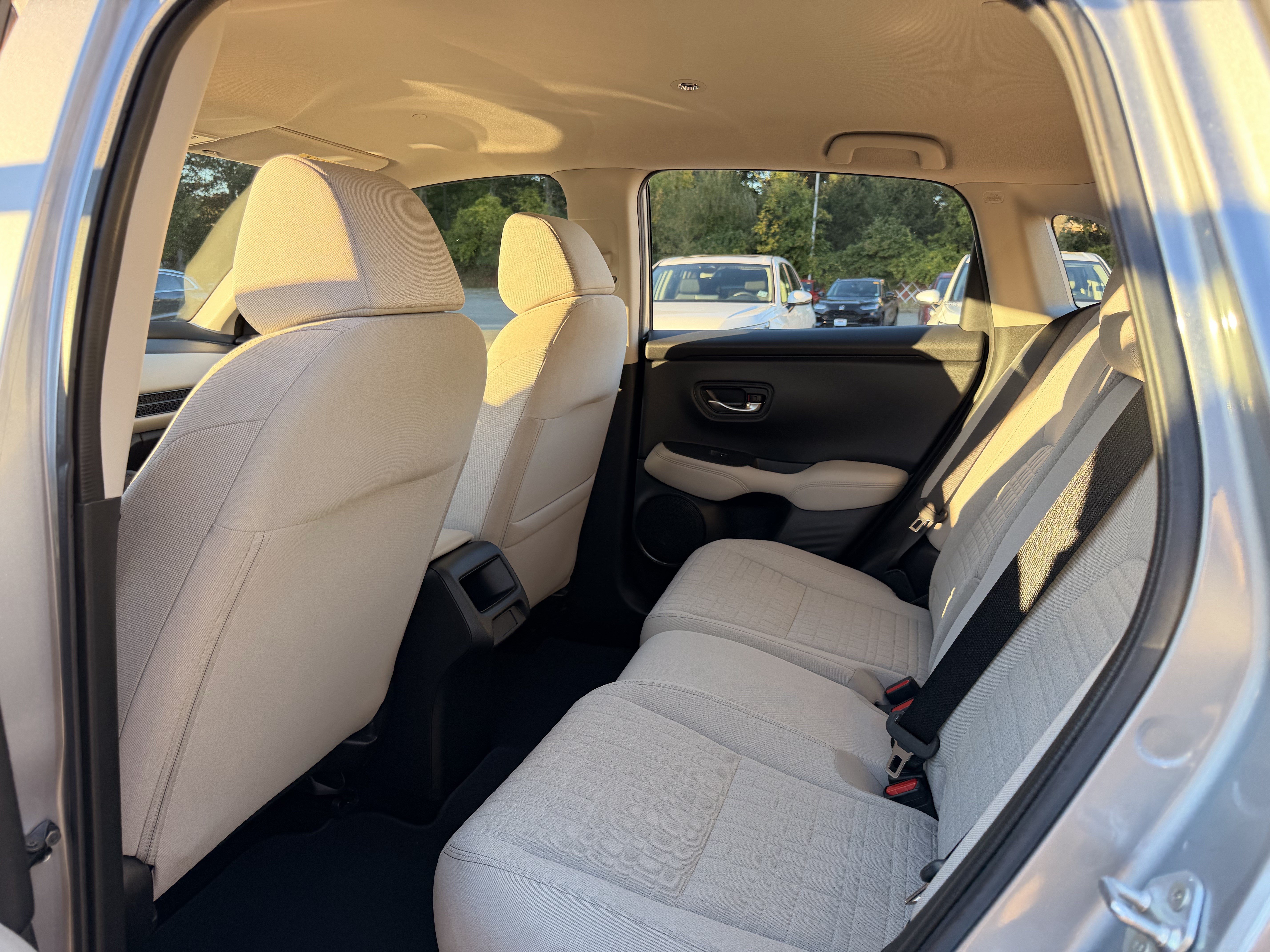Certified 2023 Honda HR-V LX image 27