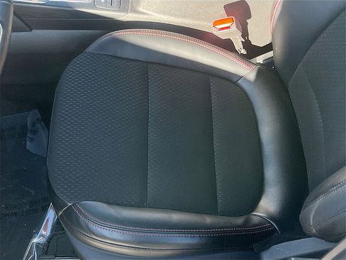 Used 2025 Ford Escape ST-Line Elite image 18