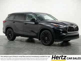 Used 2025 Toyota Highlander XSE video 1